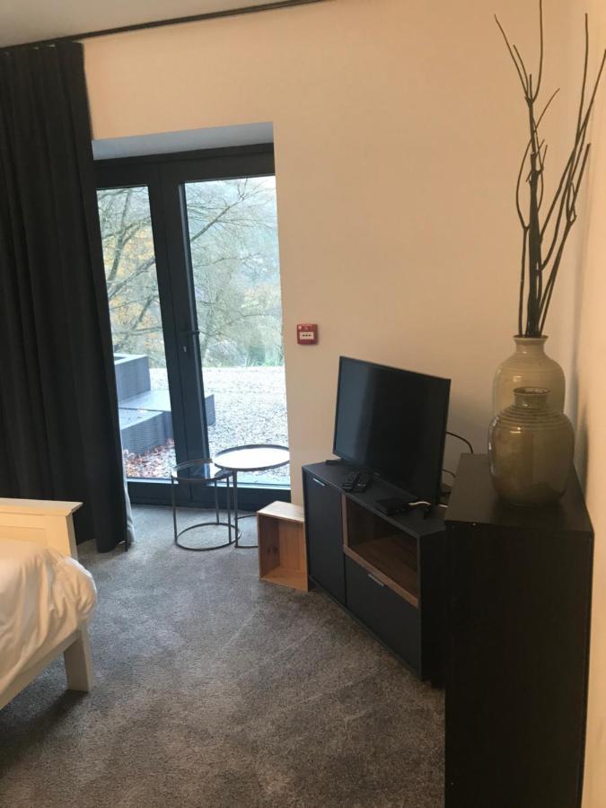 The Wise House Hotell Hastiere-par-dela Eksteriør bilde