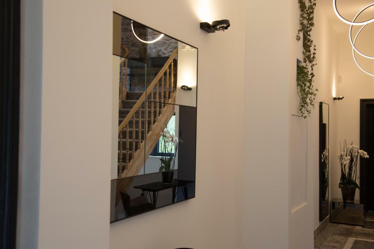 The Wise House Hotell Hastiere-par-dela Eksteriør bilde
