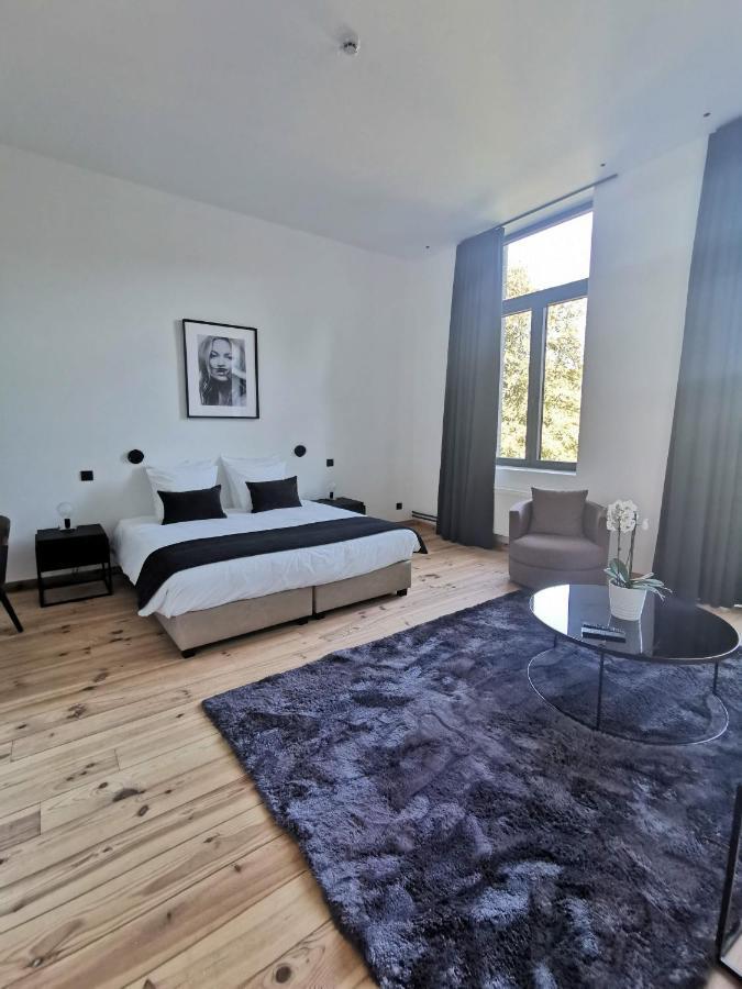 The Wise House Hotell Hastiere-par-dela Eksteriør bilde