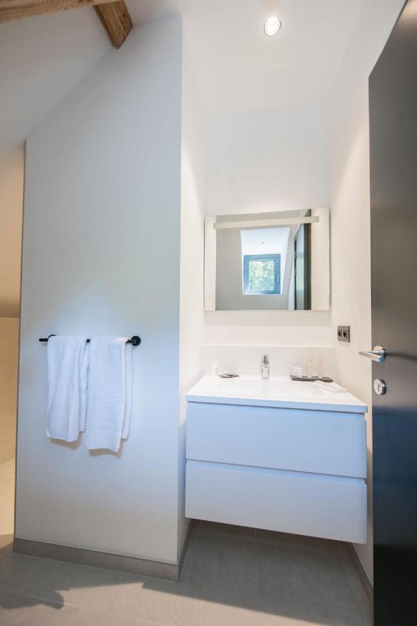 The Wise House Hotell Hastiere-par-dela Eksteriør bilde