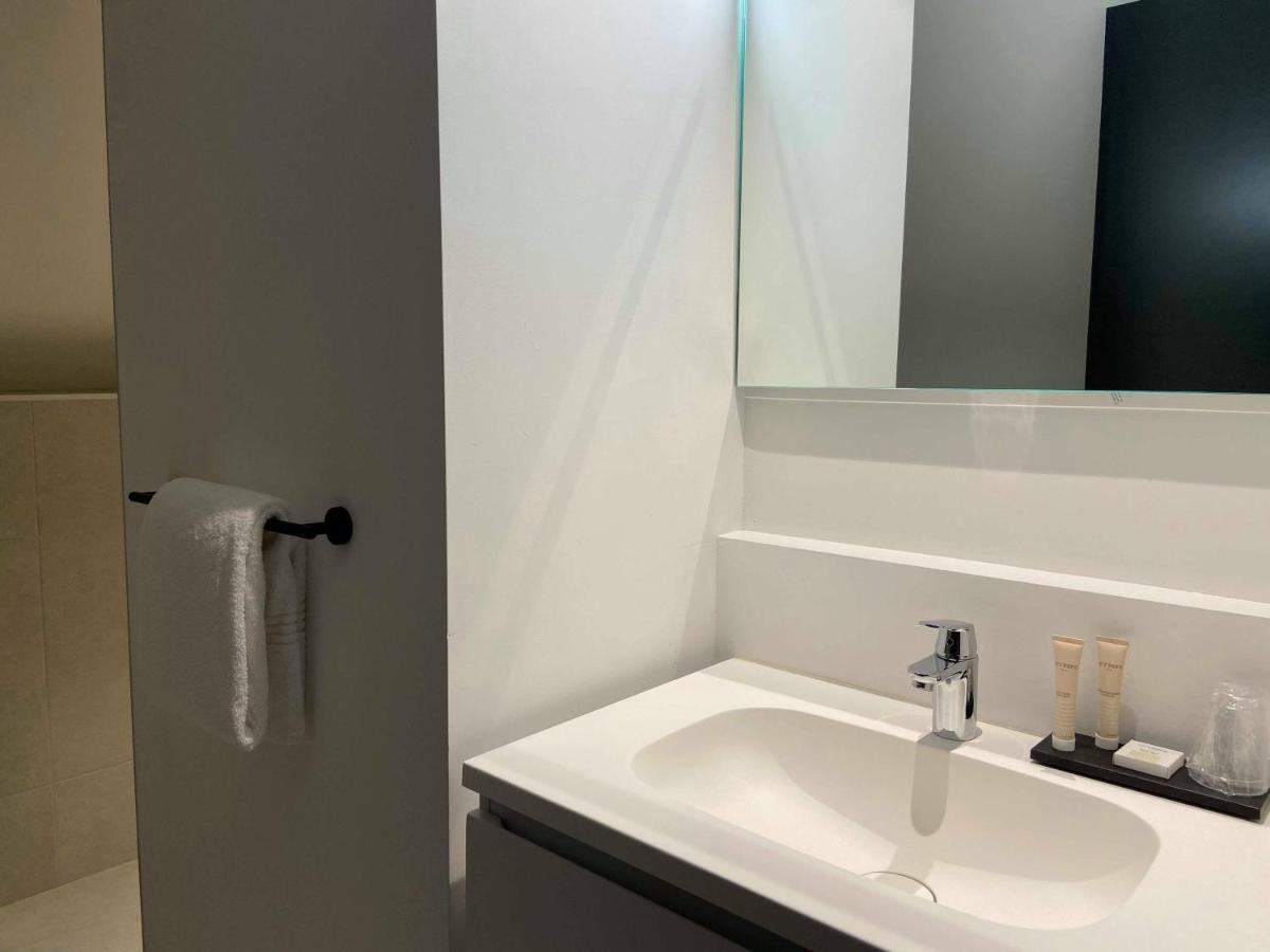 The Wise House Hotell Hastiere-par-dela Eksteriør bilde